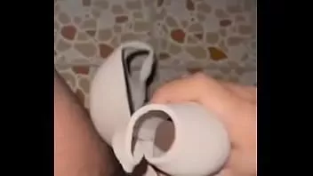 Putar Masturbasi dengan bra rekan kerja saudara perempuan yang dicuri - 3