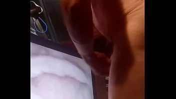 play Sperme sur la bouche de cumwhorewfe
