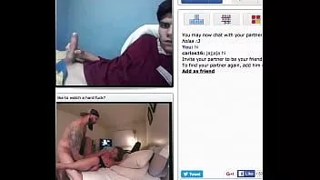 Afspelen Catfished-omegal koppel neukt voor geile jonge latino jongenslul die binnen enkele minuten klaar is.