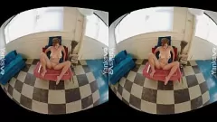 play Грудастая рыжая Ryanne Lazerbunny: фантазия со сквиртующим оргазмом