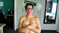 Reproduzir Entrevista de emprego se transforma em hilariante orgia Bukkake